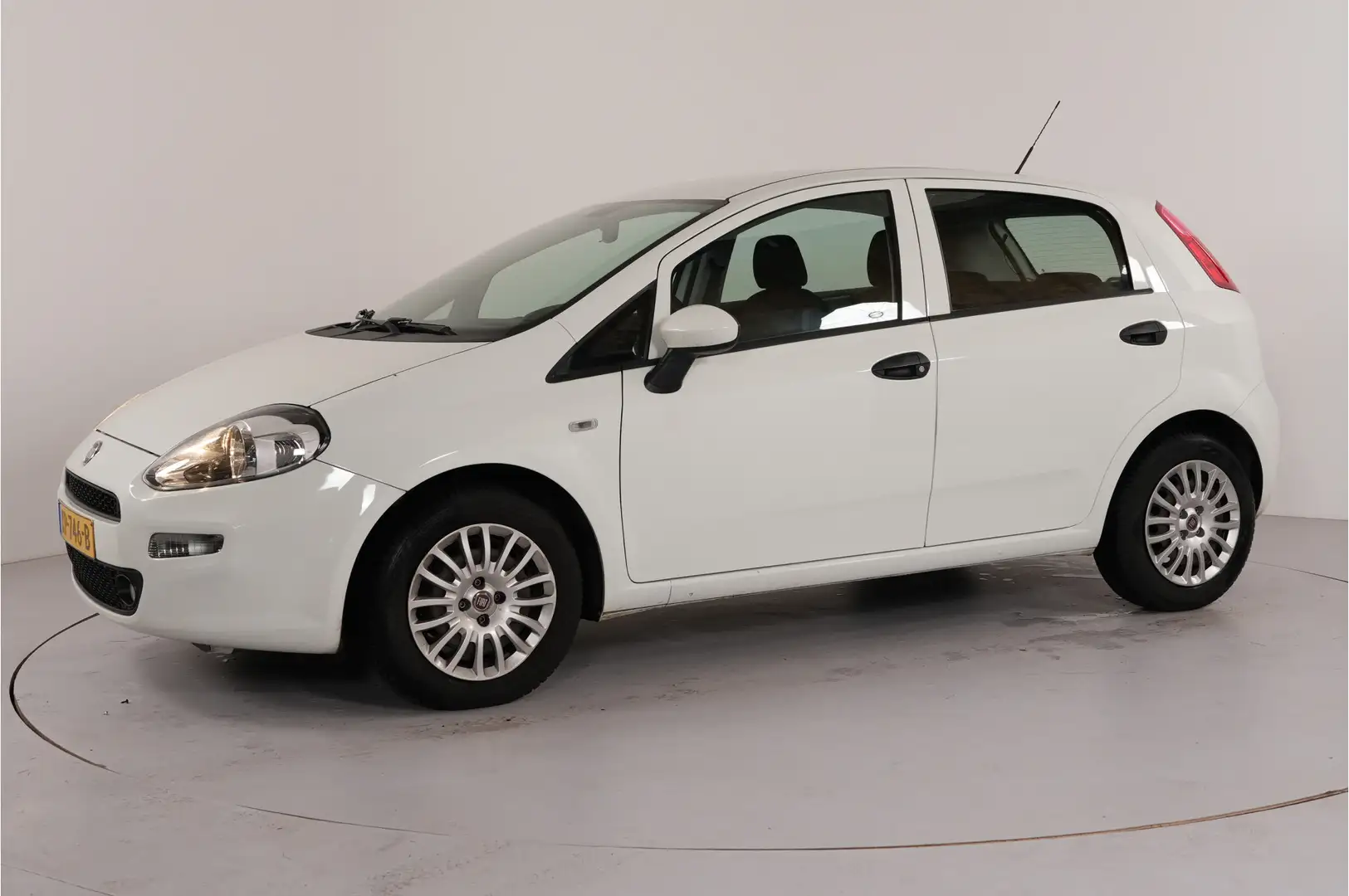 Fiat Punto Evo 1.2 Lounge | Trekhaak | Weiß - 2