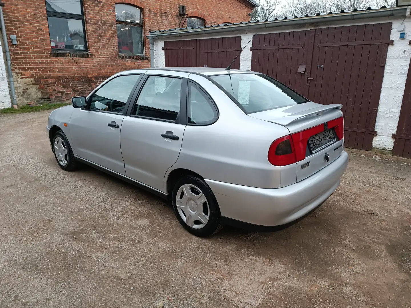 SEAT Cordoba 1.6 Automatik Exclusiv,Klima,61 Tkm,TÜV NEU - 1
