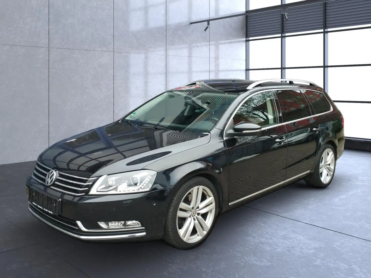 Volkswagen Passat Variant Highline*Panorama*Kamera*Standh Schwarz - 1