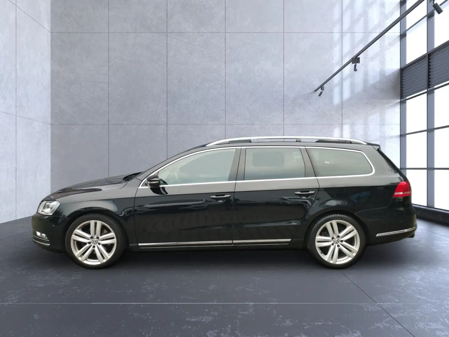 Volkswagen Passat Variant Highline*Panorama*Kamera*Standh Schwarz - 2