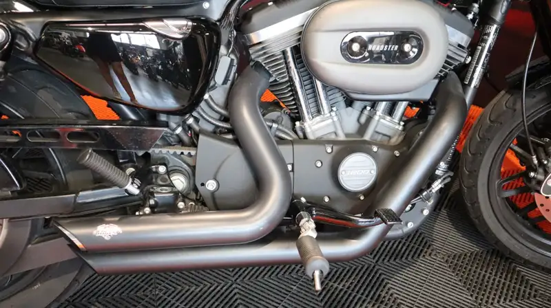 Harley-Davidson Roadster - foto 3