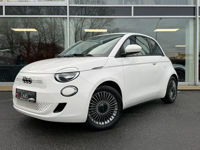 Fiat 500e 42Kwh / Icon / CARPLAY / NAVI / CRUISCONTROL /