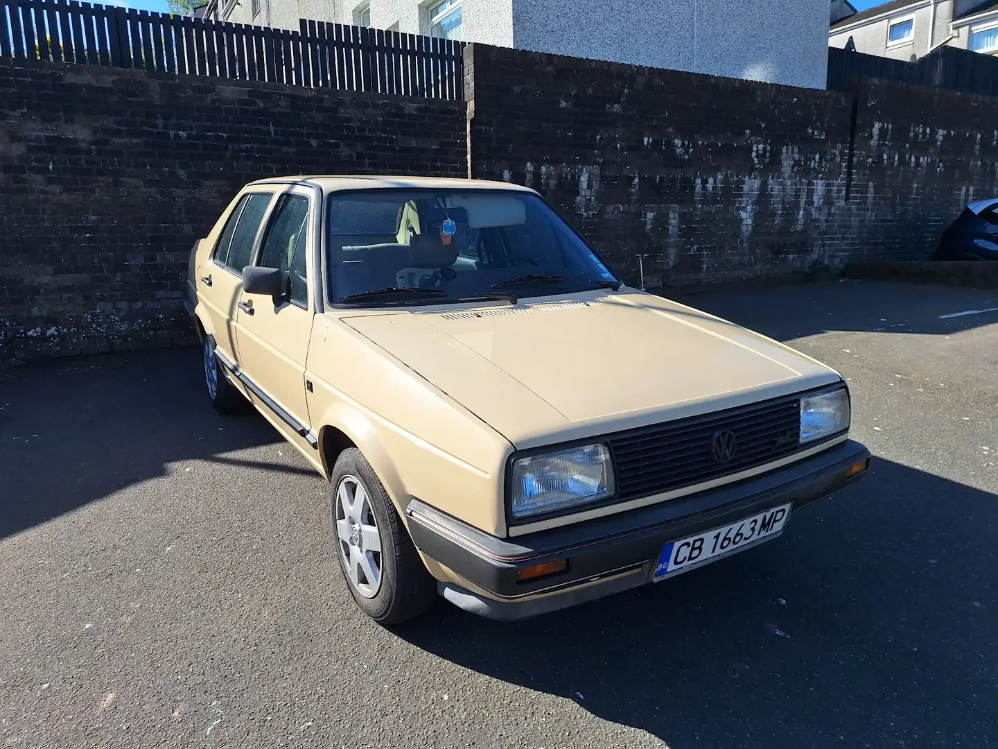 Volkswagen Jetta (C) - 1