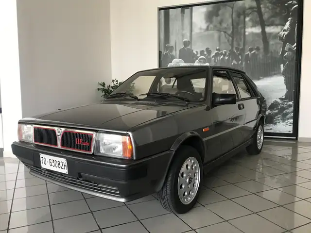 Lancia Delta Delta 1.6 Turbo HF 140cv TARGA TORINO