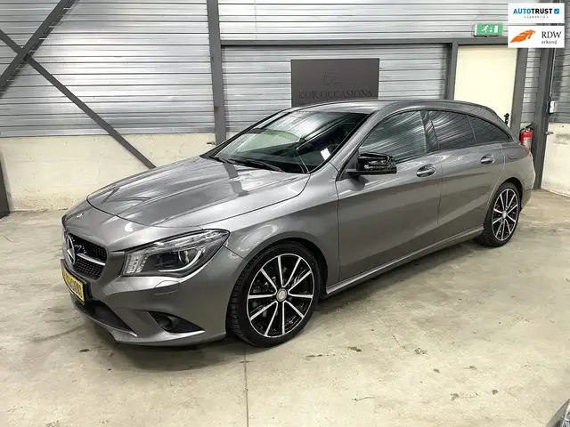 Mercedes-Benz CLA 250 Shooting Brake 4MATIC OrangeArt Edition