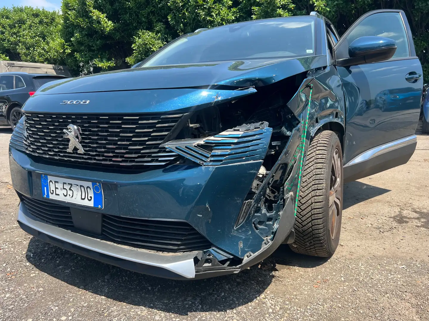 Peugeot 3008 3008 1.5 bluehdi GT Pack s Blauw - 1