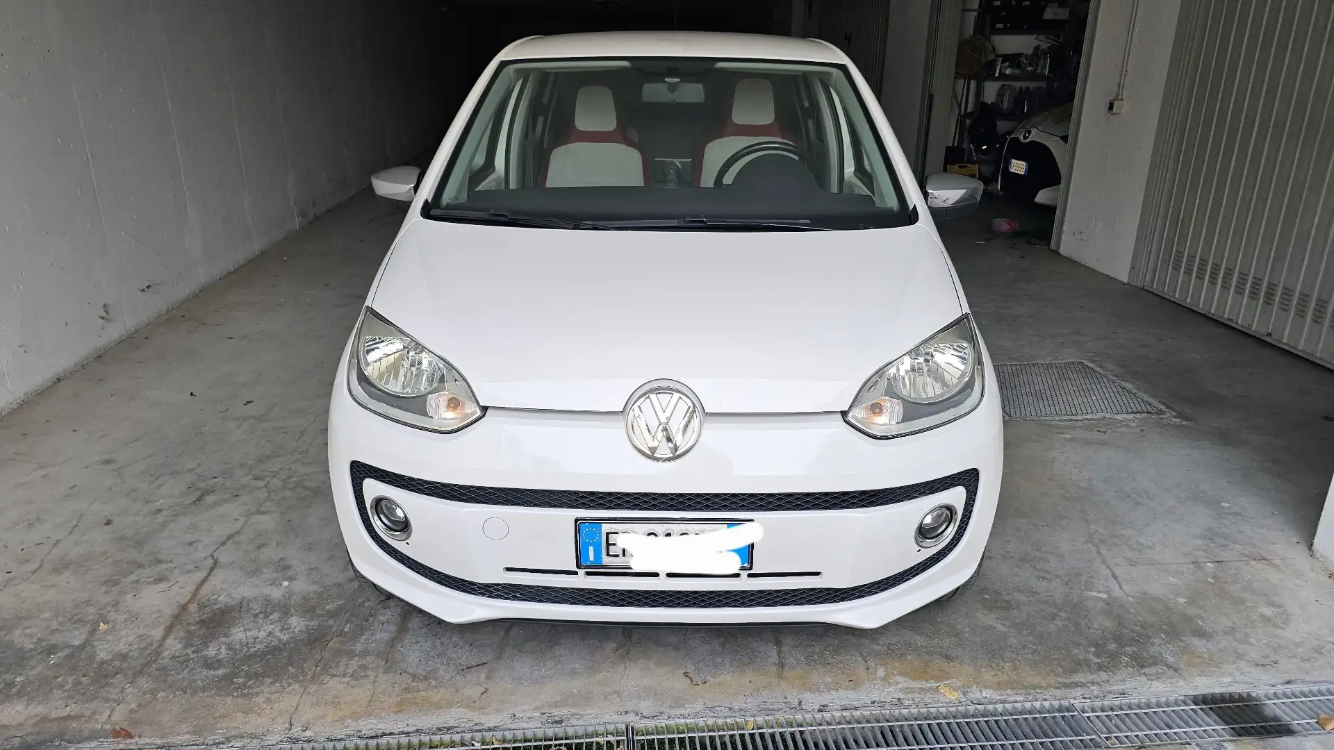 Volkswagen up! 5p 1.0 eco High 68cv - 1