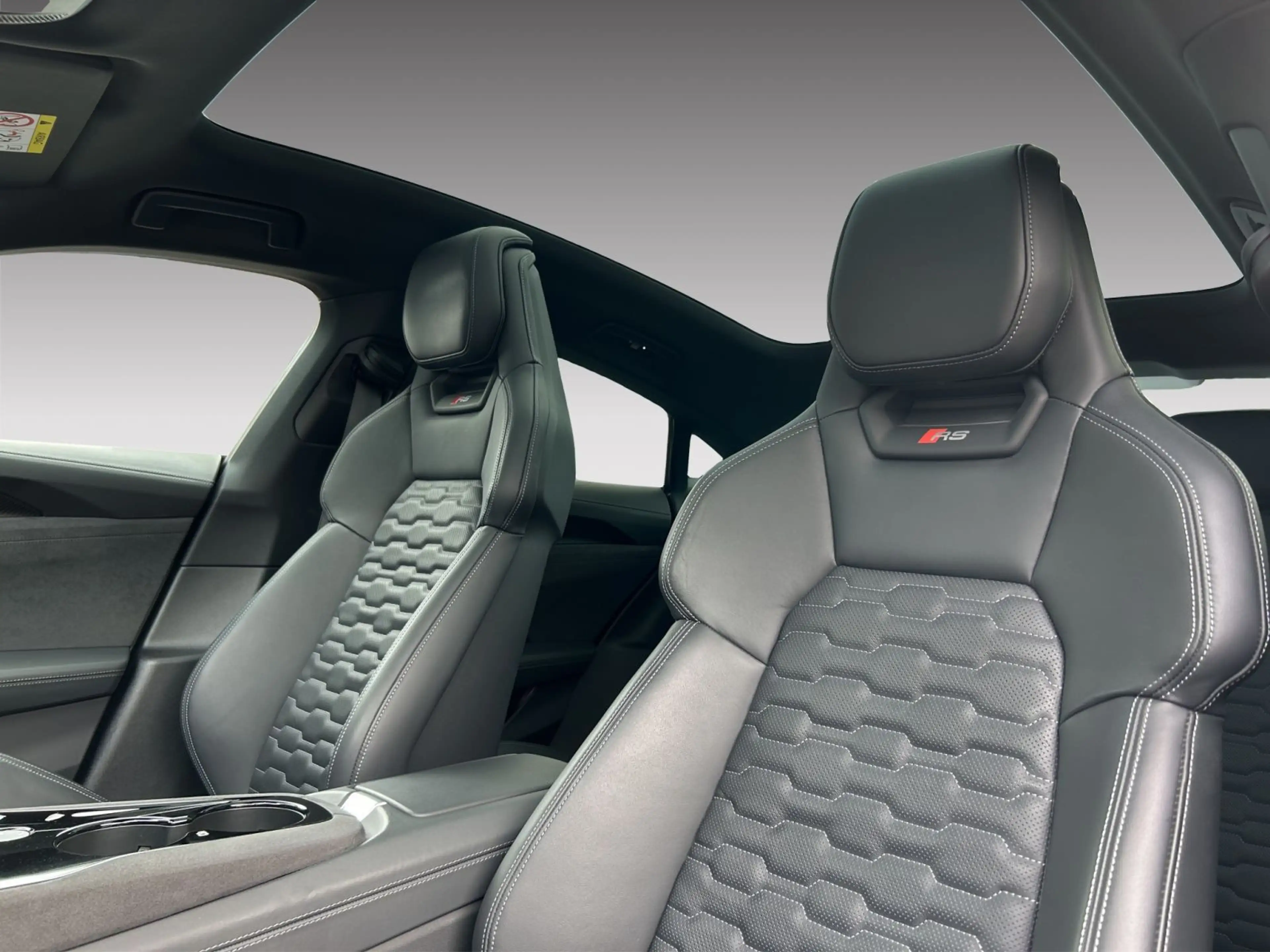 Audi RS e-tron GT +LED+PDC+KAMERA+PANO+BANG&OLUFSEN — photo 12