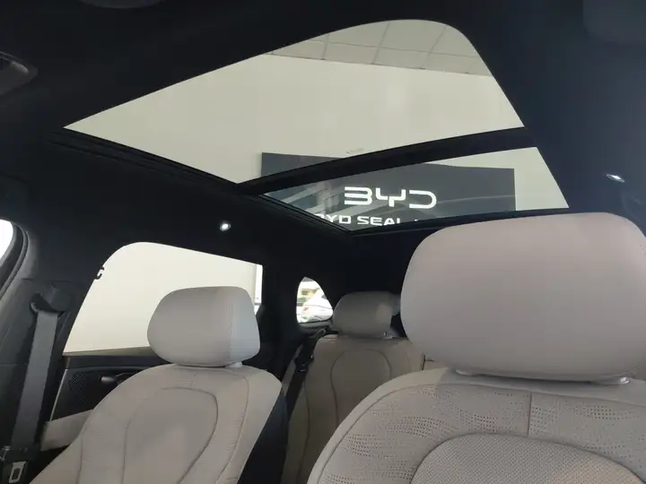 BYD Seal 2026, foto 17