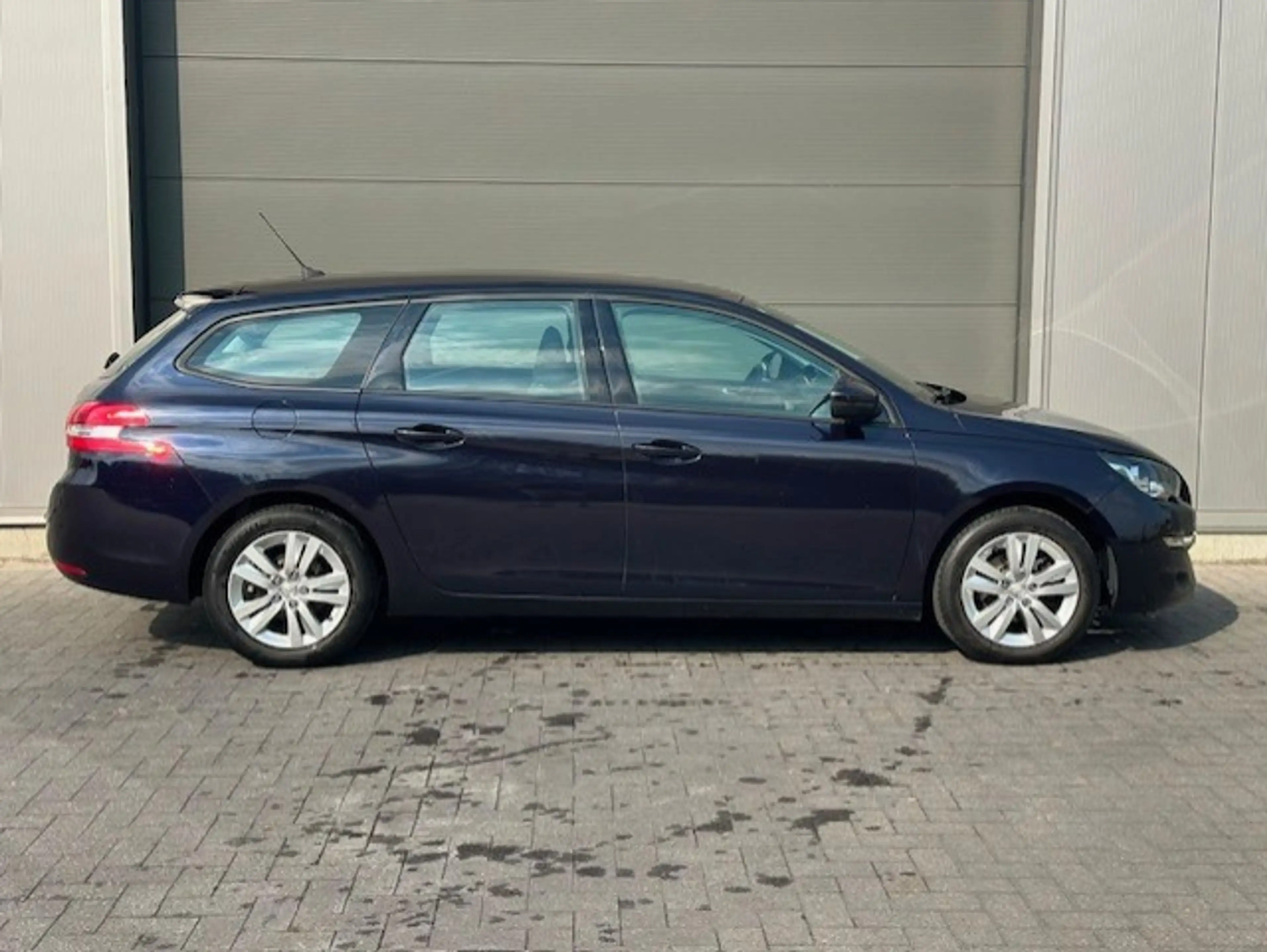 Peugeot 308 AIRCO/CRUISE CONTROLE/NAVIGATIE — photo 4