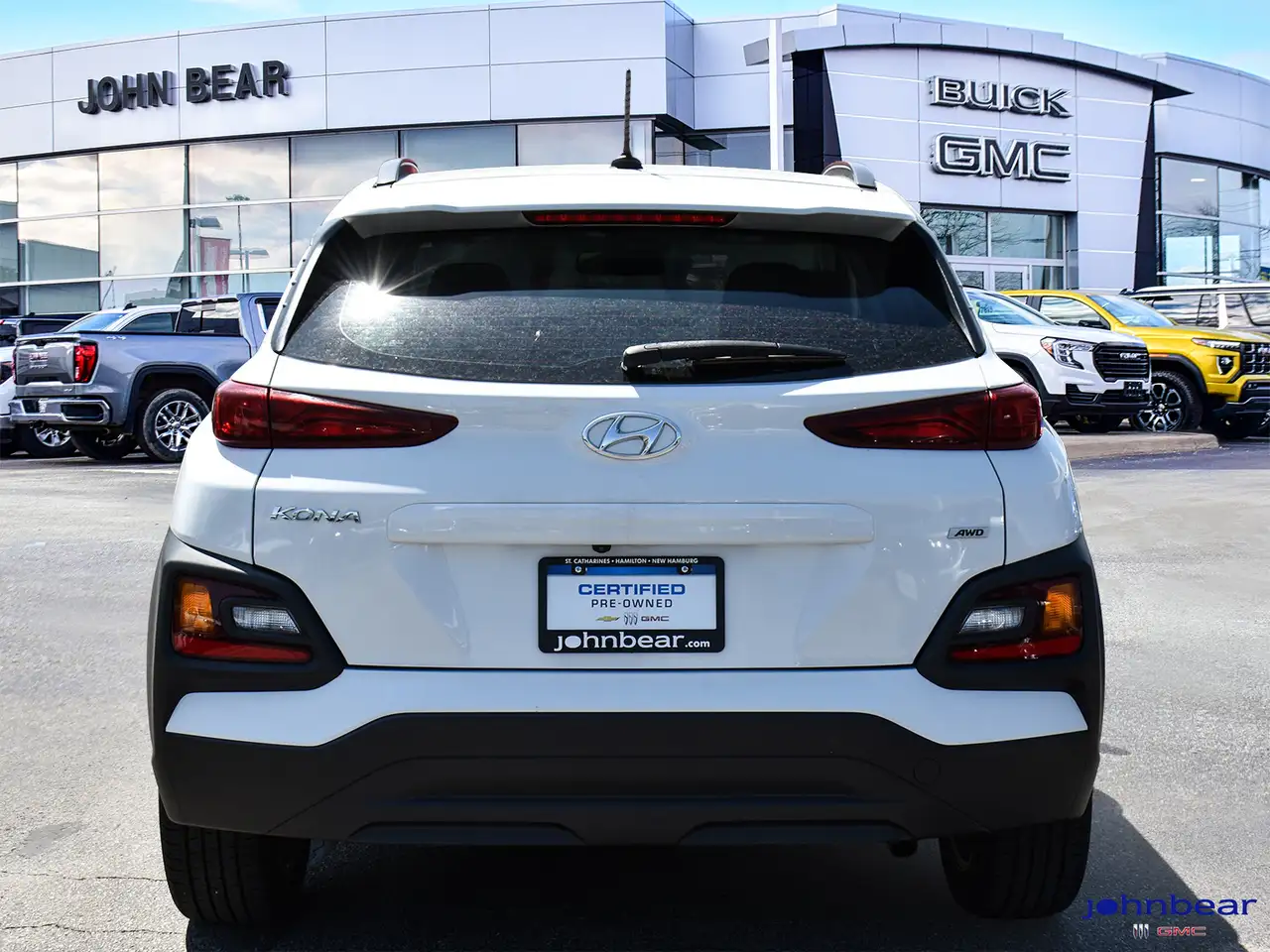 Hyundai KONA снимка Hyundai KONA