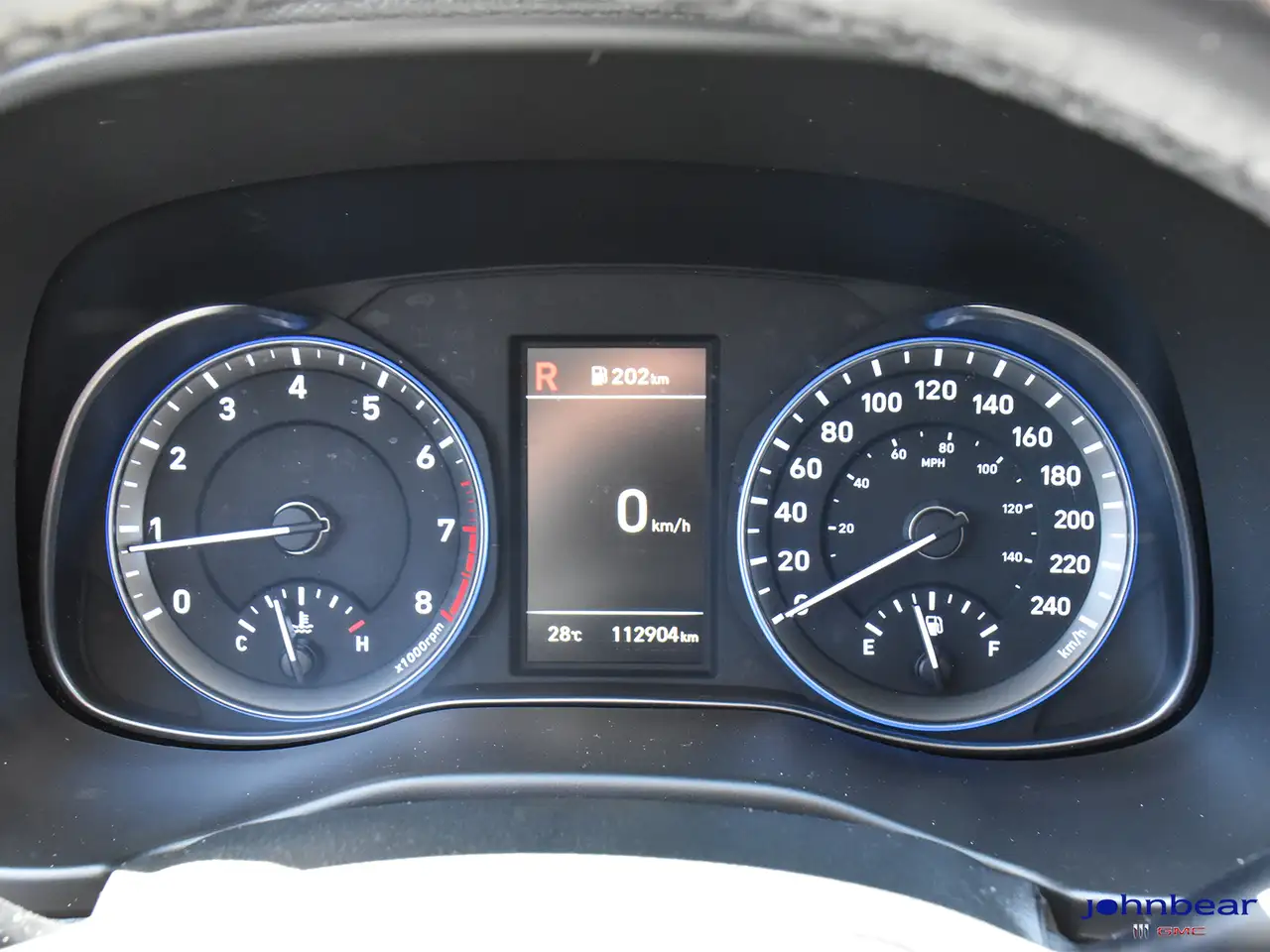 Hyundai KONA снимка Hyundai KONA