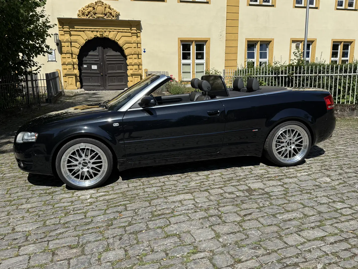 Audi A4 Cabriolet 2.0 TFSI multitronic s-line - 1