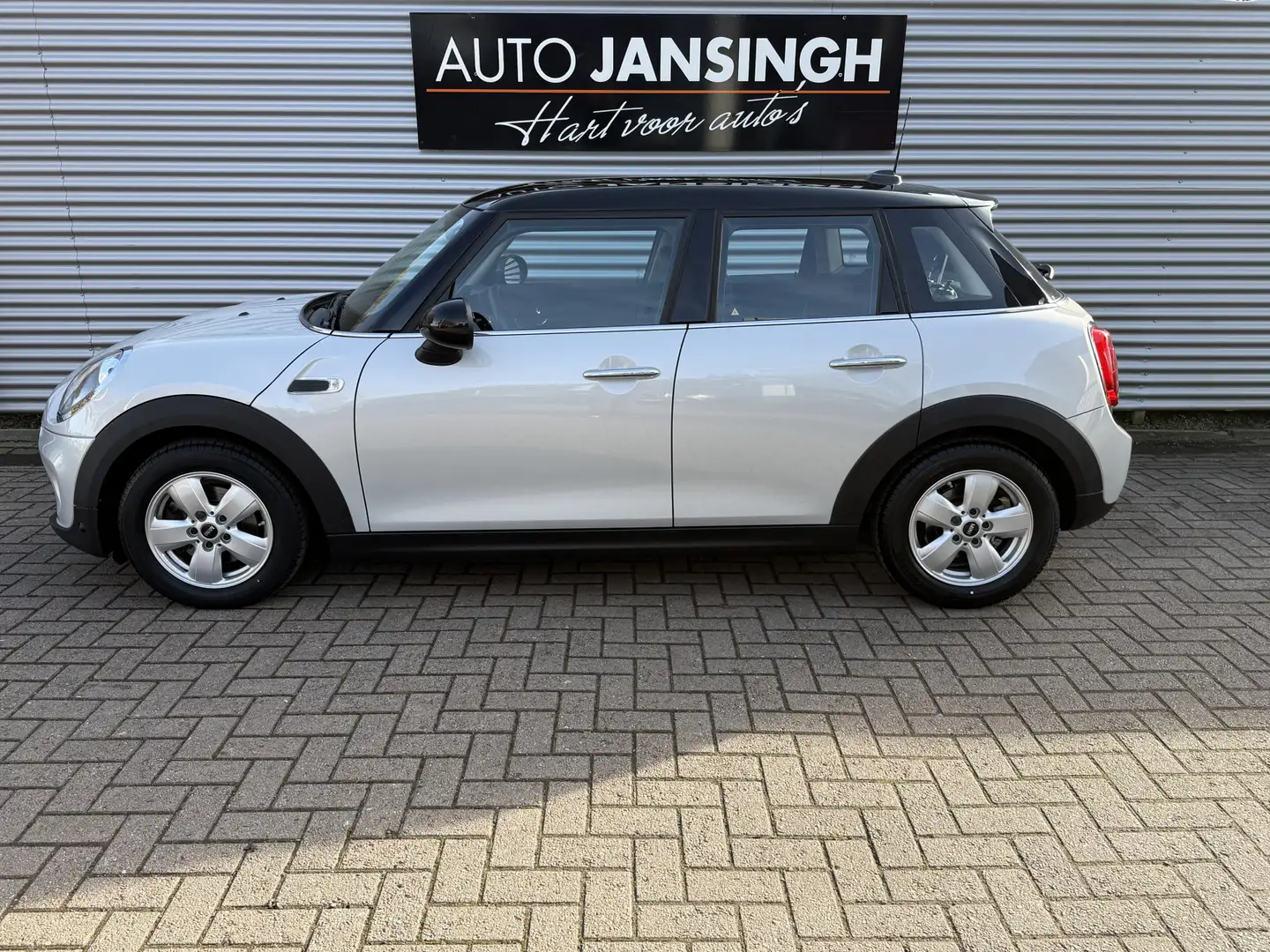 MINI Cooper Mini 1.5 Business | Airco | Navigatie | LM Velgen Weiß - 2