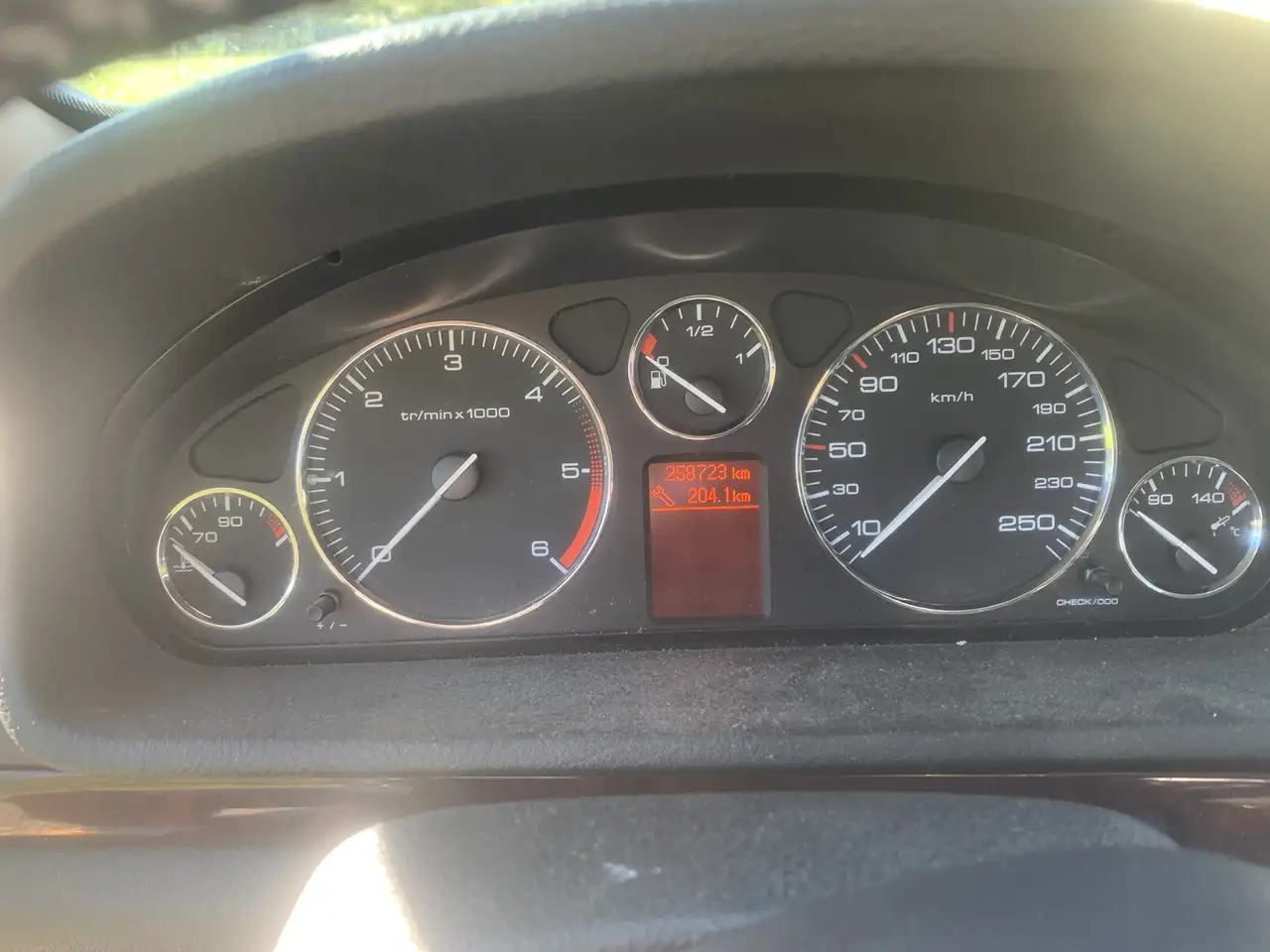 Peugeot 407 SW 1.6 HDi 16V 110ch FAP Confort Pack