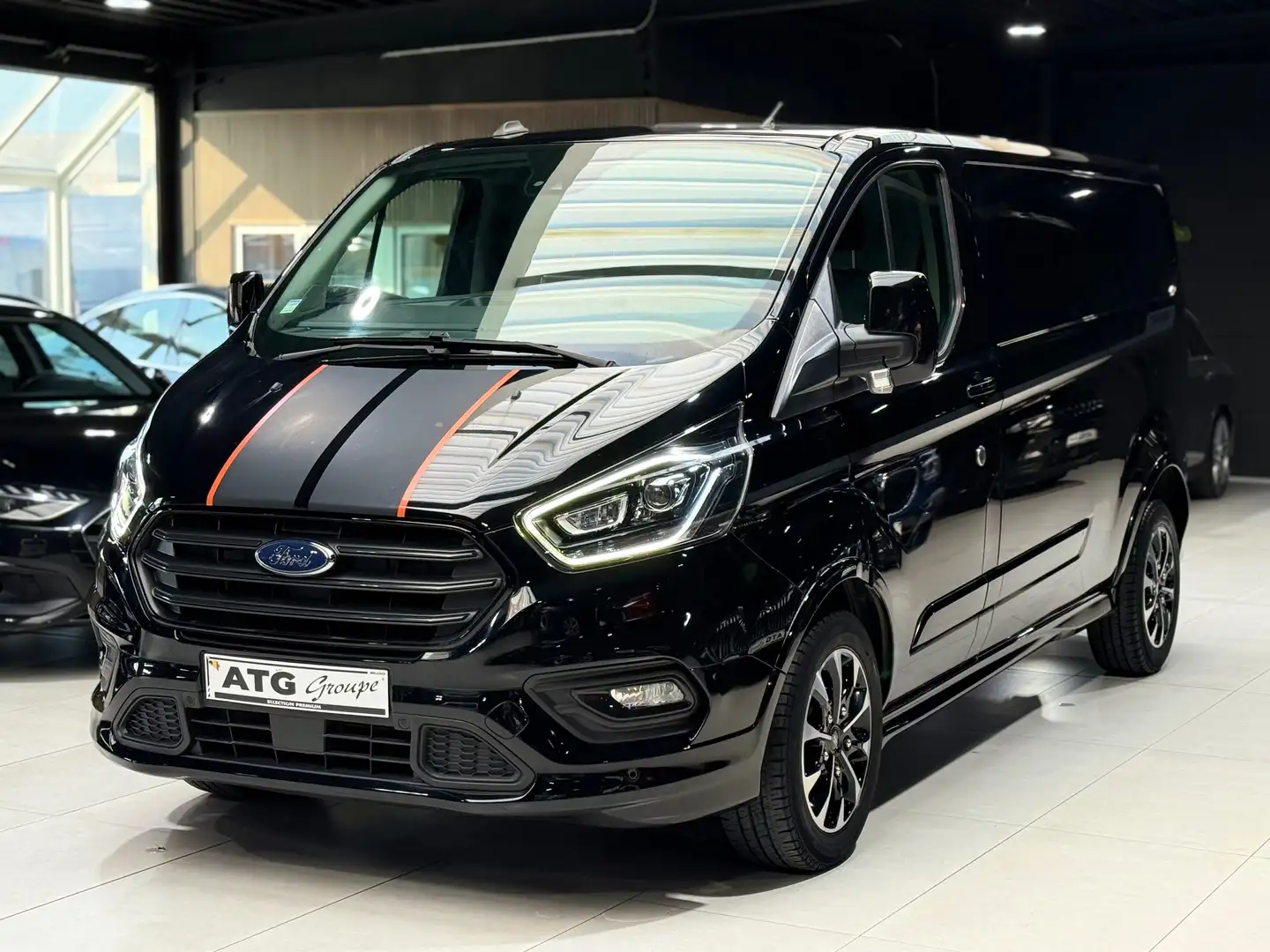 Ford Tourneo Custom SPORT 2.0TDCi 185CV BOITE AUTO LONG TVAC FULL OPTS Zwart - 1