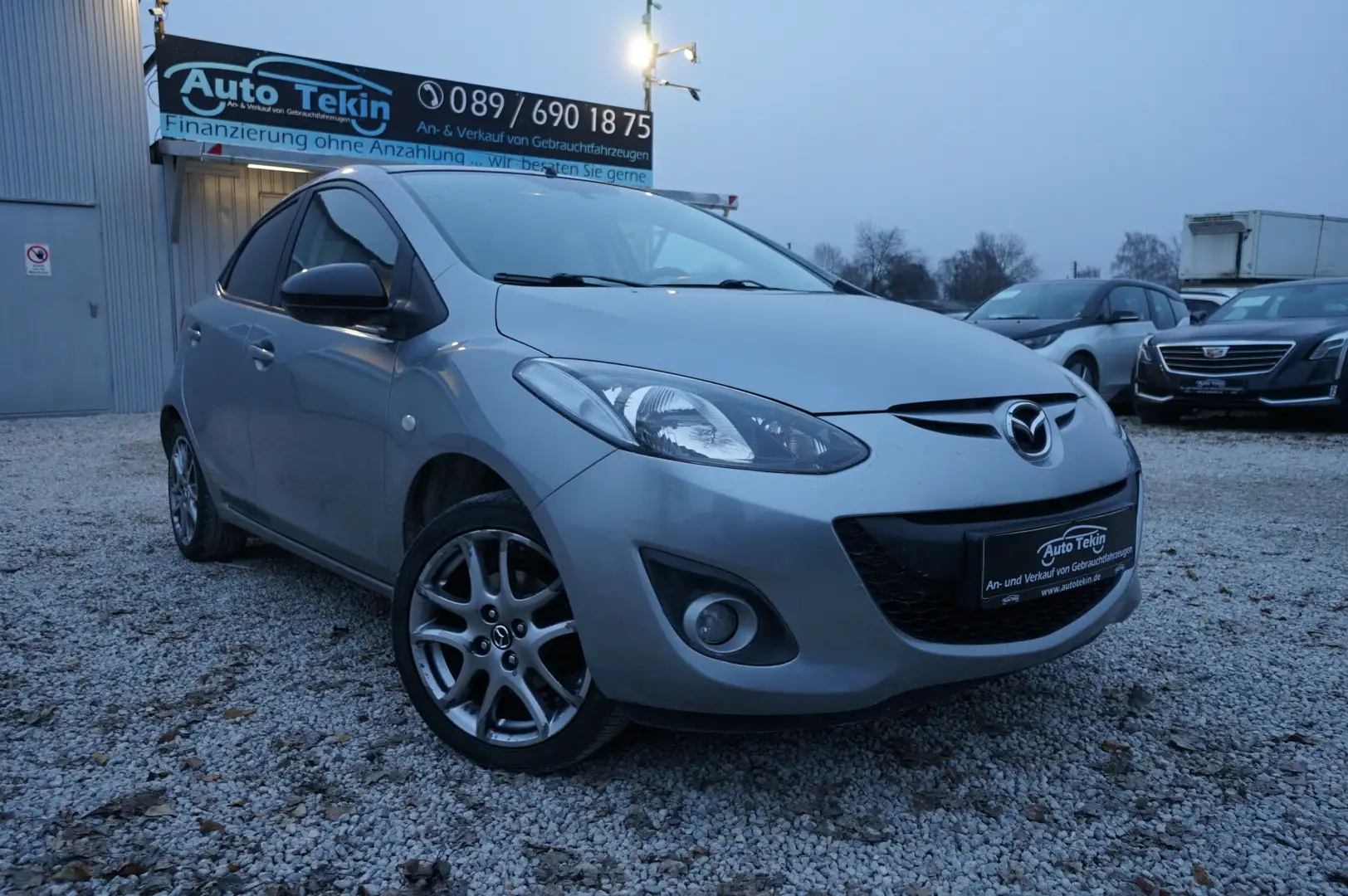Mazda 2 1.3 Kenko |1.Hand| |HU AU NEU| |Einparkhilfe| Grau - 1
