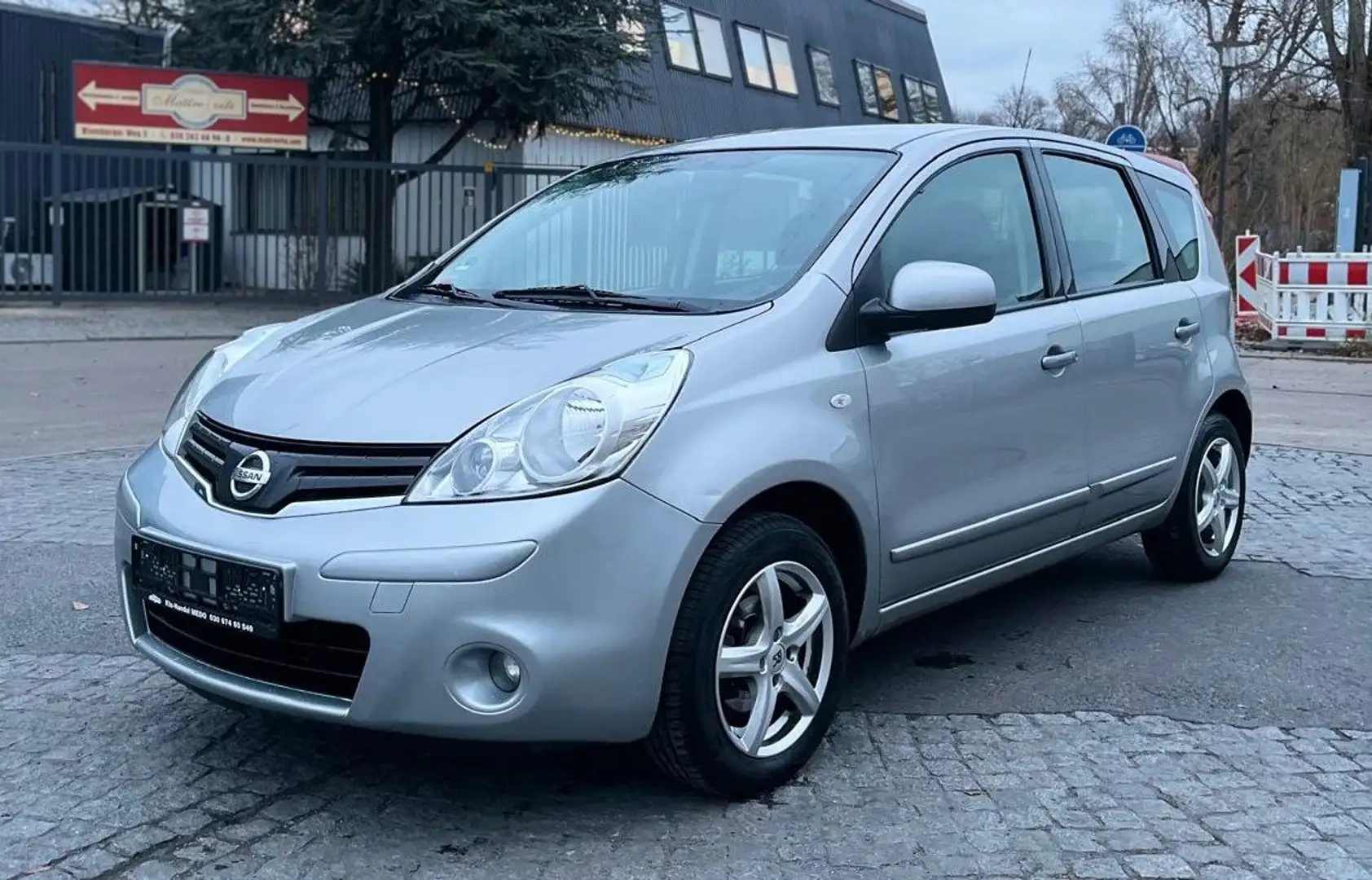 Nissan Note Acenta Grau - 1