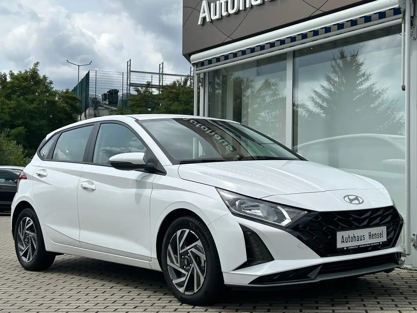 Hyundai i20 1.0 T-GDi Trend Komfort-Paket Klimaauto Navi Cam Blanc - 2