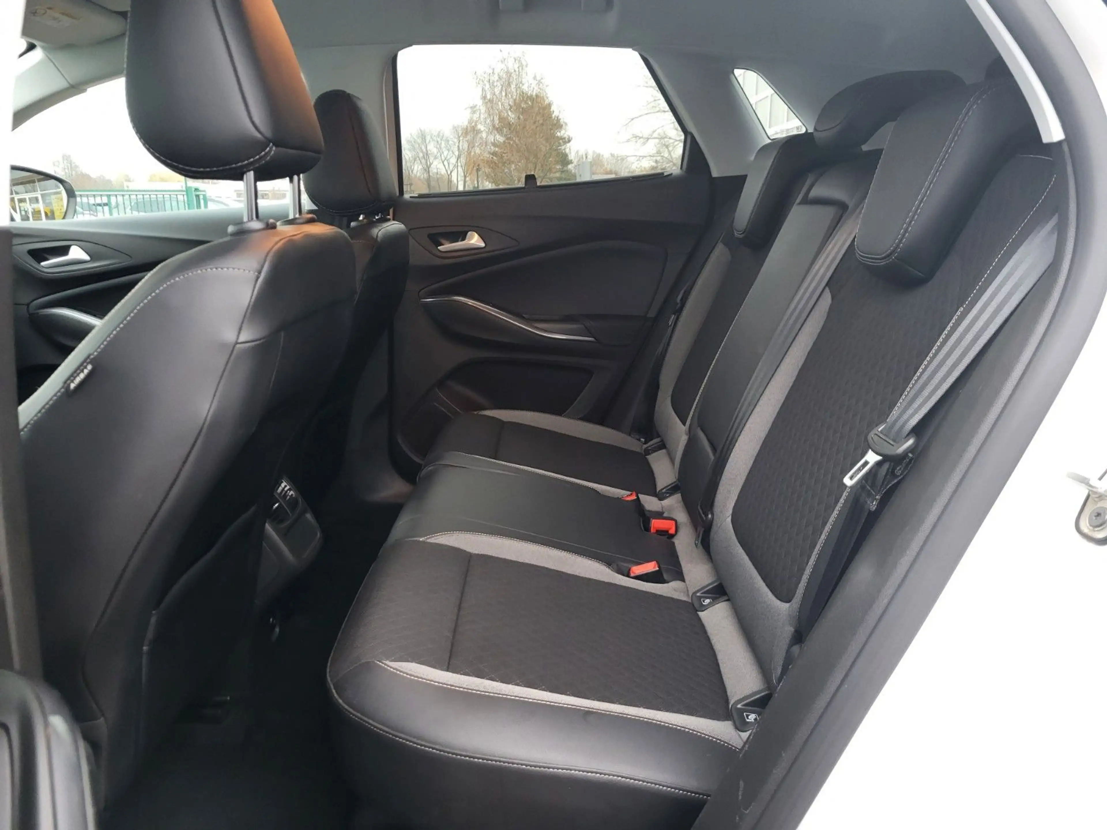 Opel Grandland X "INNOVATION" 1-Hand/LED-Licht/Navi — photo 19