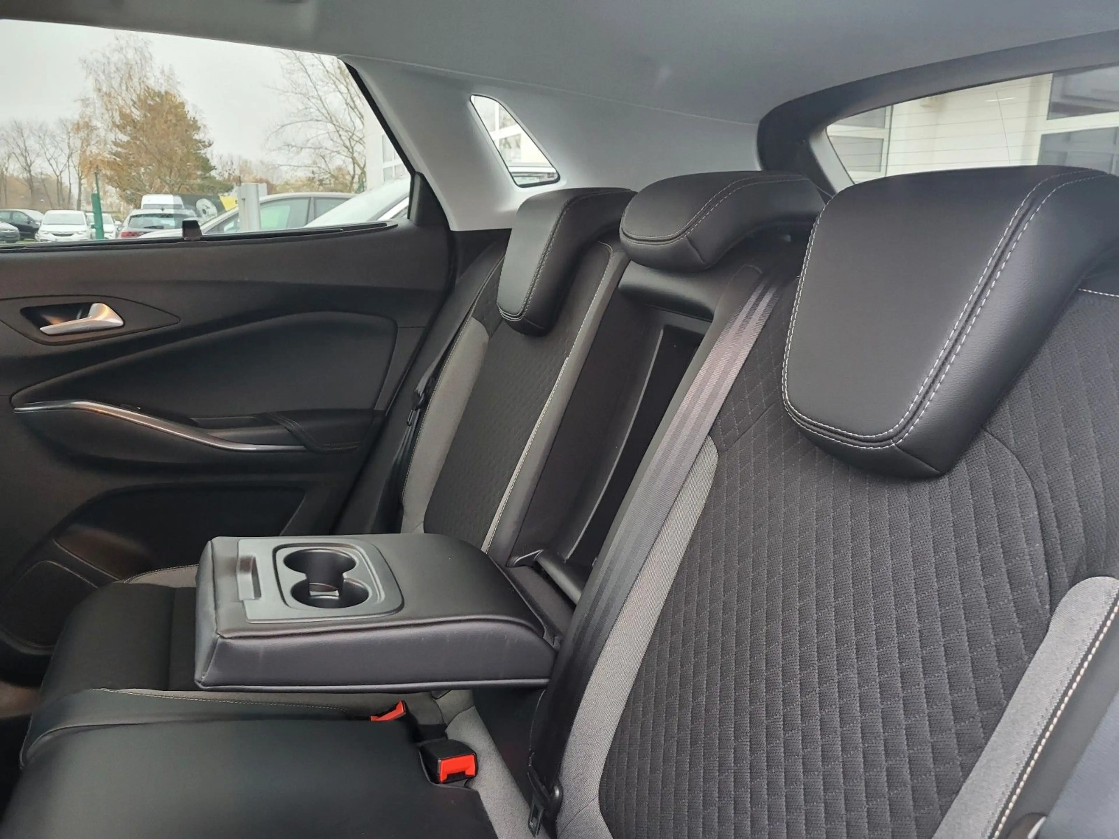 Opel Grandland X "INNOVATION" 1-Hand/LED-Licht/Navi — photo 20