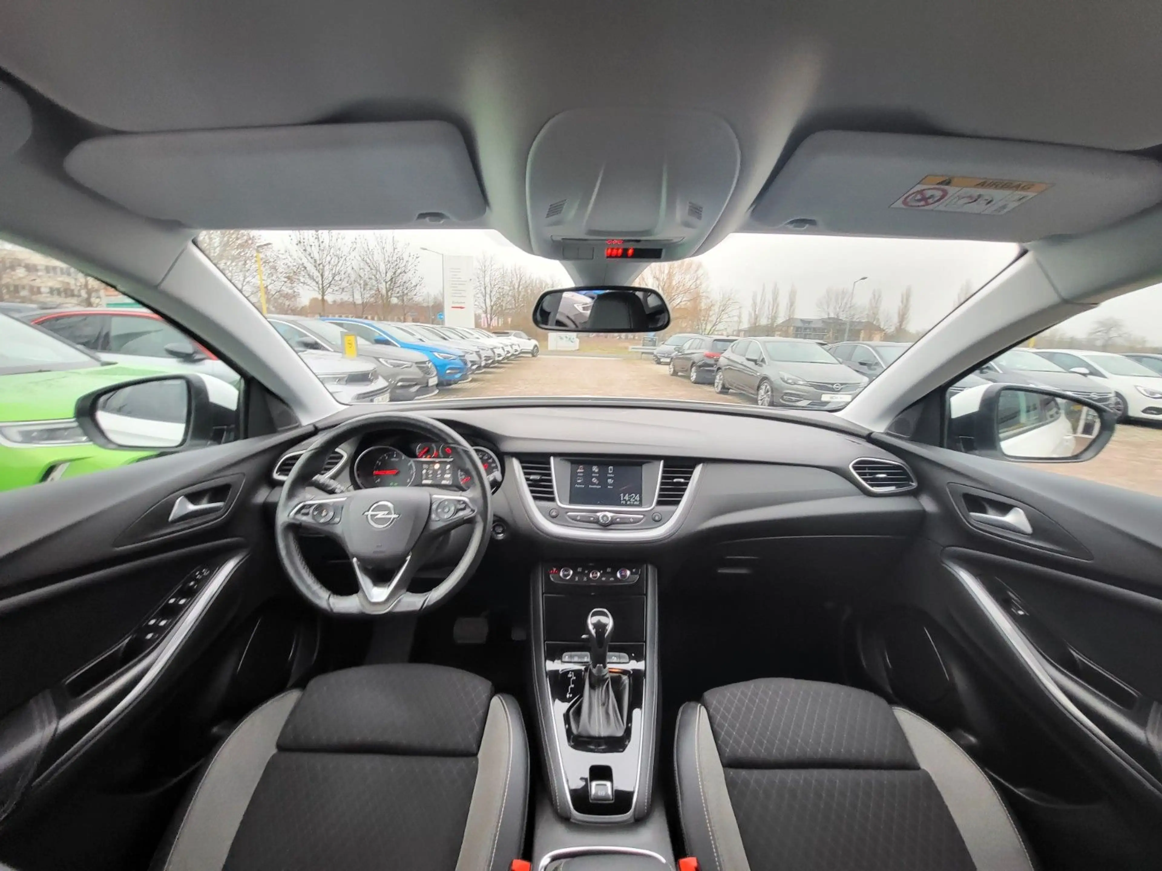 Opel Grandland X "INNOVATION" 1-Hand/LED-Licht/Navi — photo 12