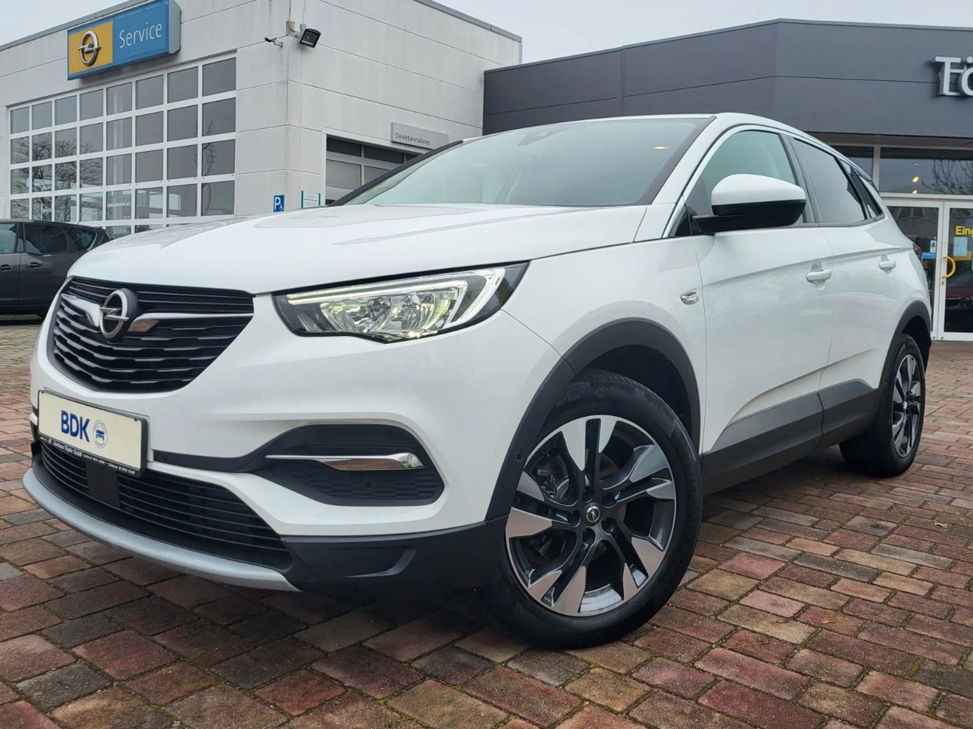 Opel Grandland X "INNOVATION" 1-Hand/LED-Licht/Navi — photo 6