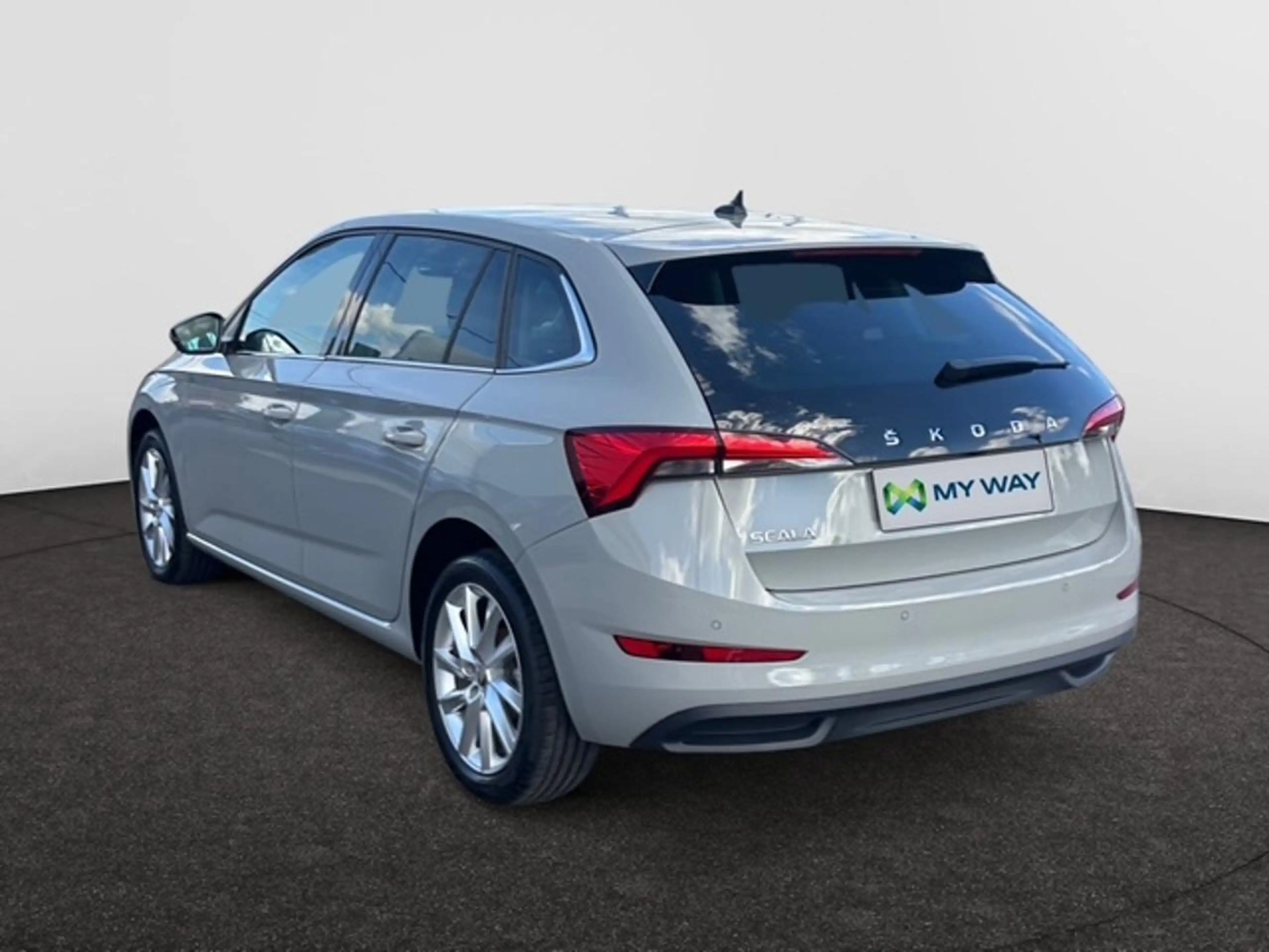 Skoda Scala 1.0 TSI Clever DSG — photo 4