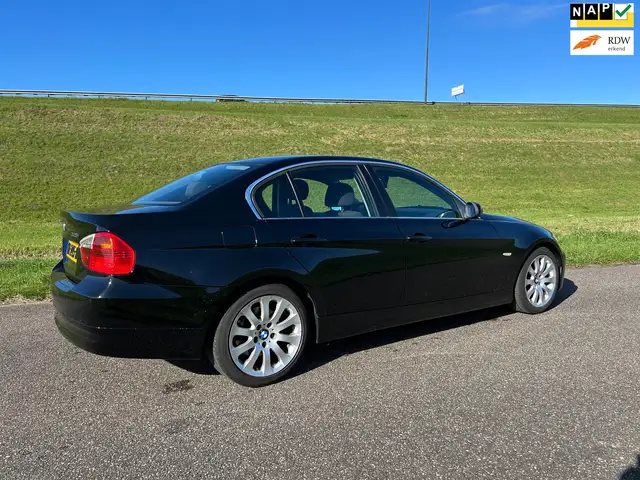 BMW 325 3-serie 325i Executive