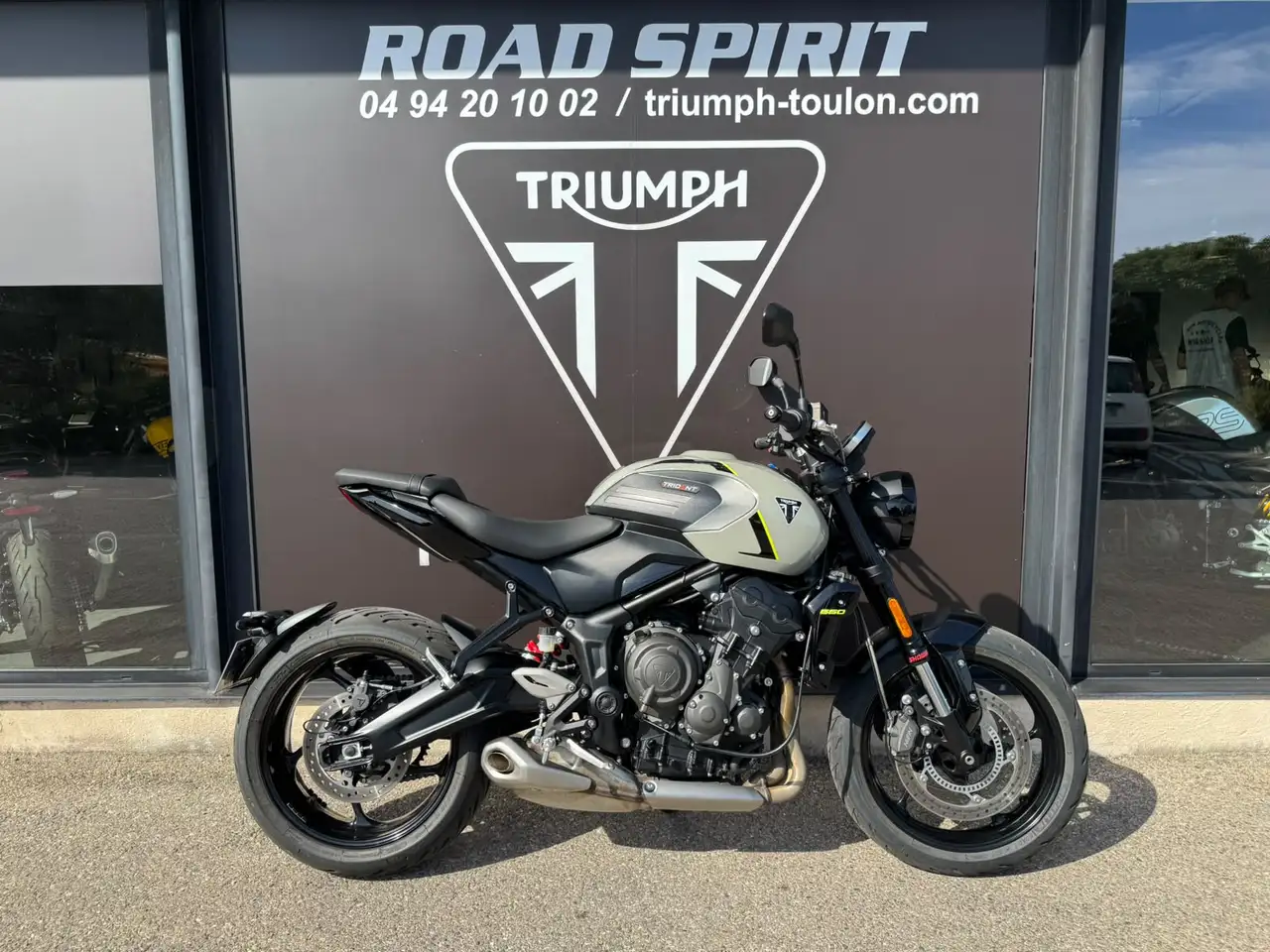 Triumph Trident 660