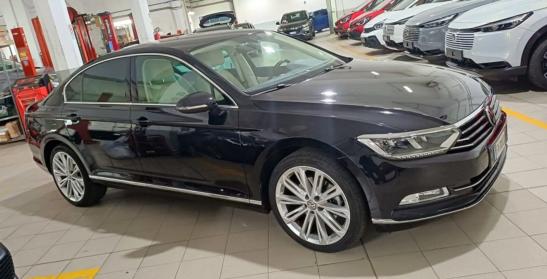 Volkswagen Passat Passat Berlina 2.0 tdi Executive 4motion 190cv dsg Niebieski - 1