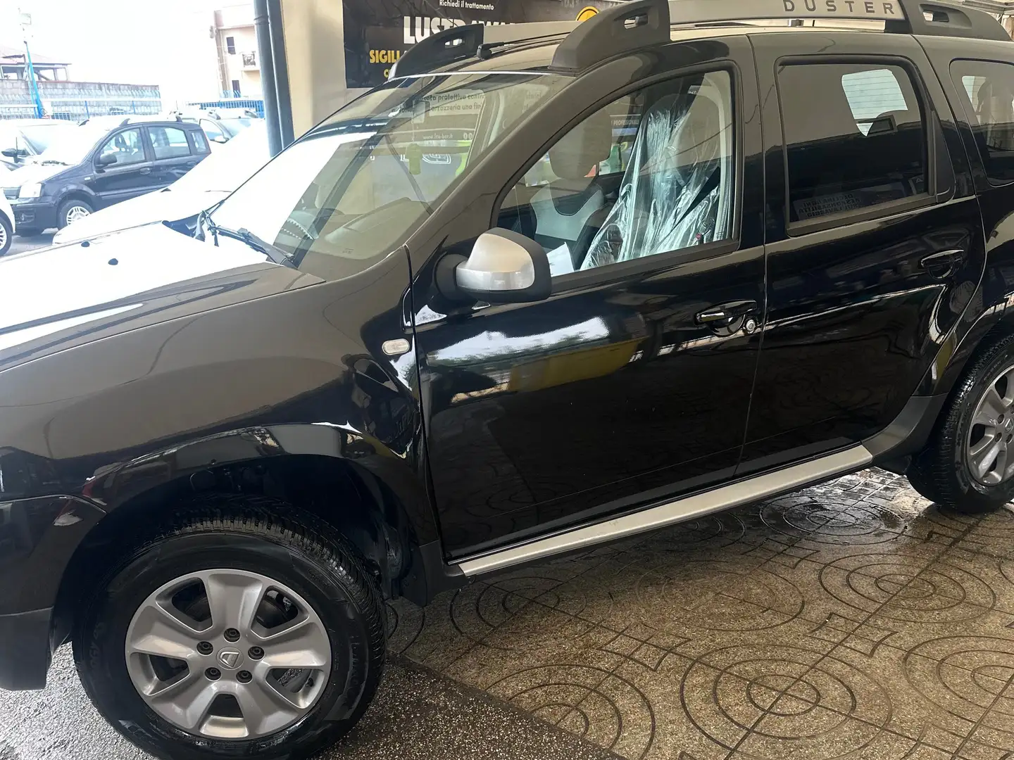 Dacia Duster Duster I 2017 1.6 Ambiance Family Gpl 4x2 s Nero - 2