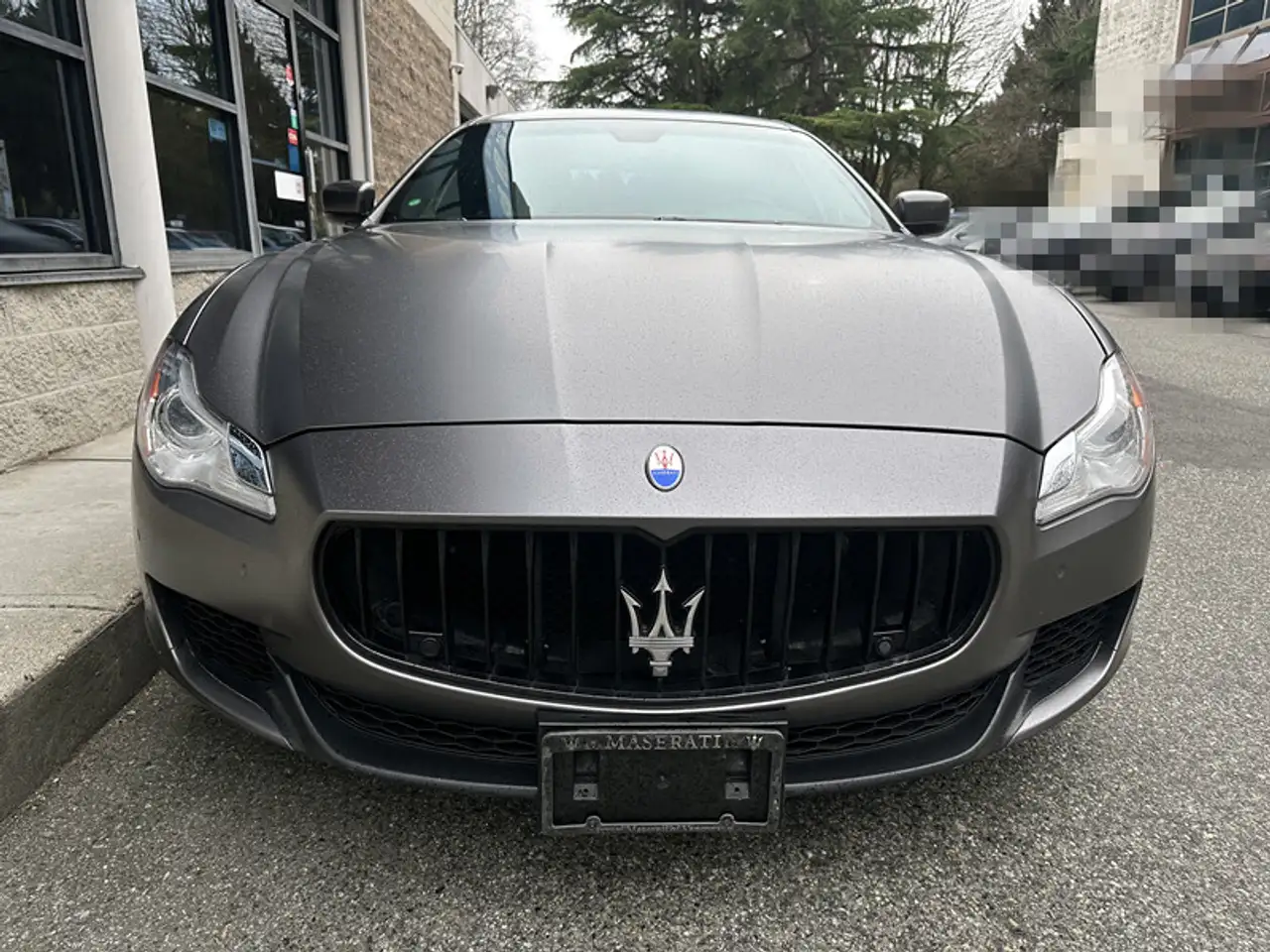 Maserati Quattroporte снимка Maserati Quattroporte