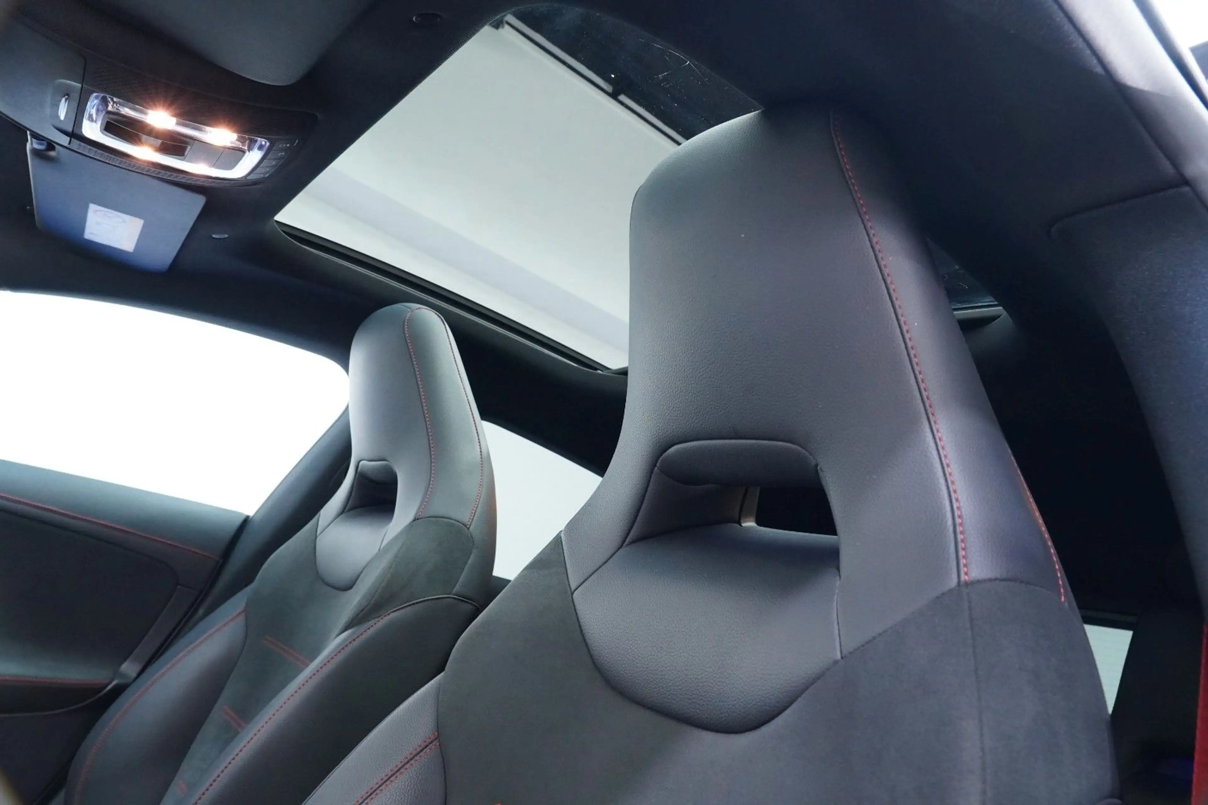 Mercedes-Benz CLA 45 AMG 8G/LED/PANO/KAM/AMBIEN — photo 9