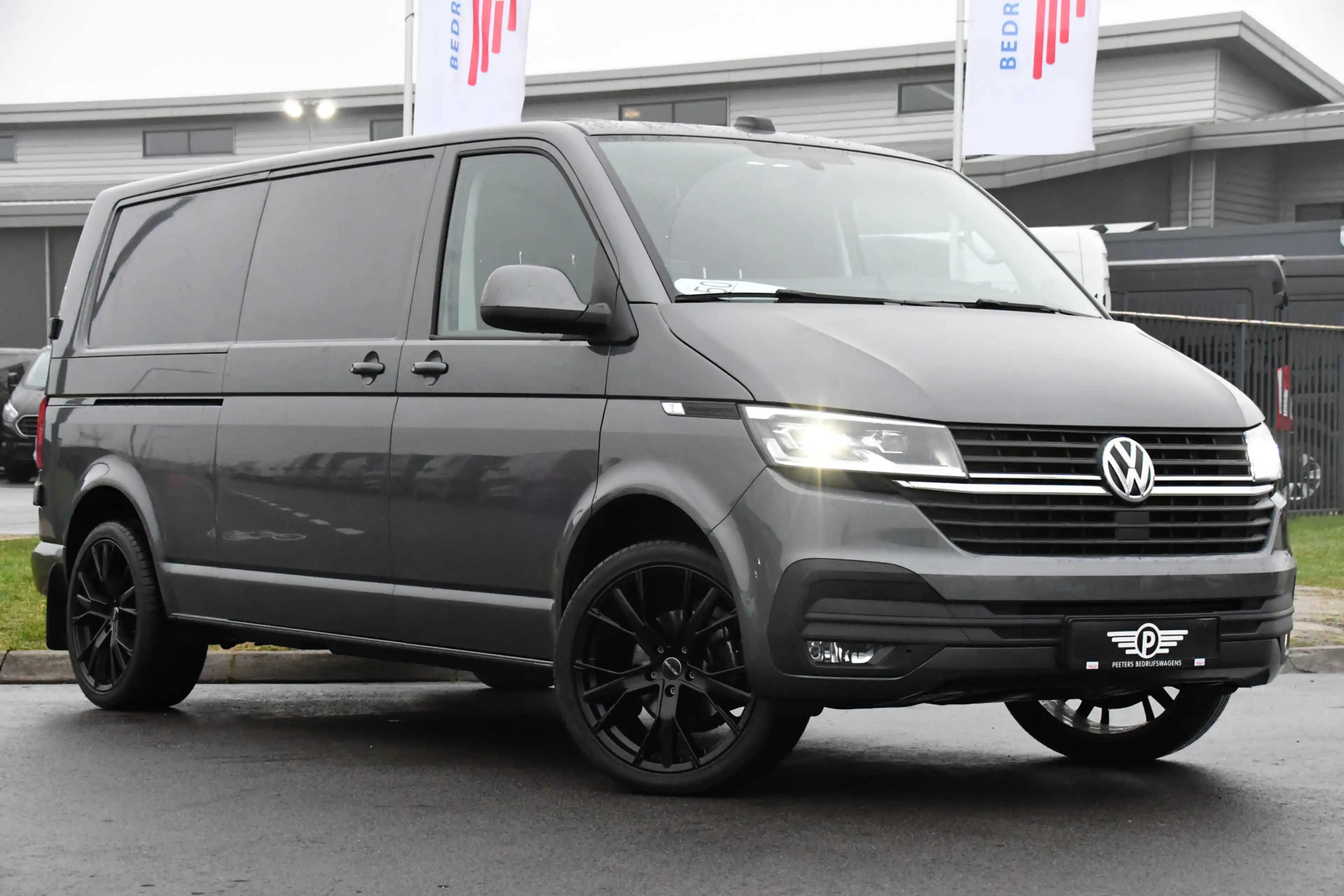 Volkswagen Transporter 2.0 TDI L2H1 30 PB Edition Highline Adaptieve Crui — photo 5