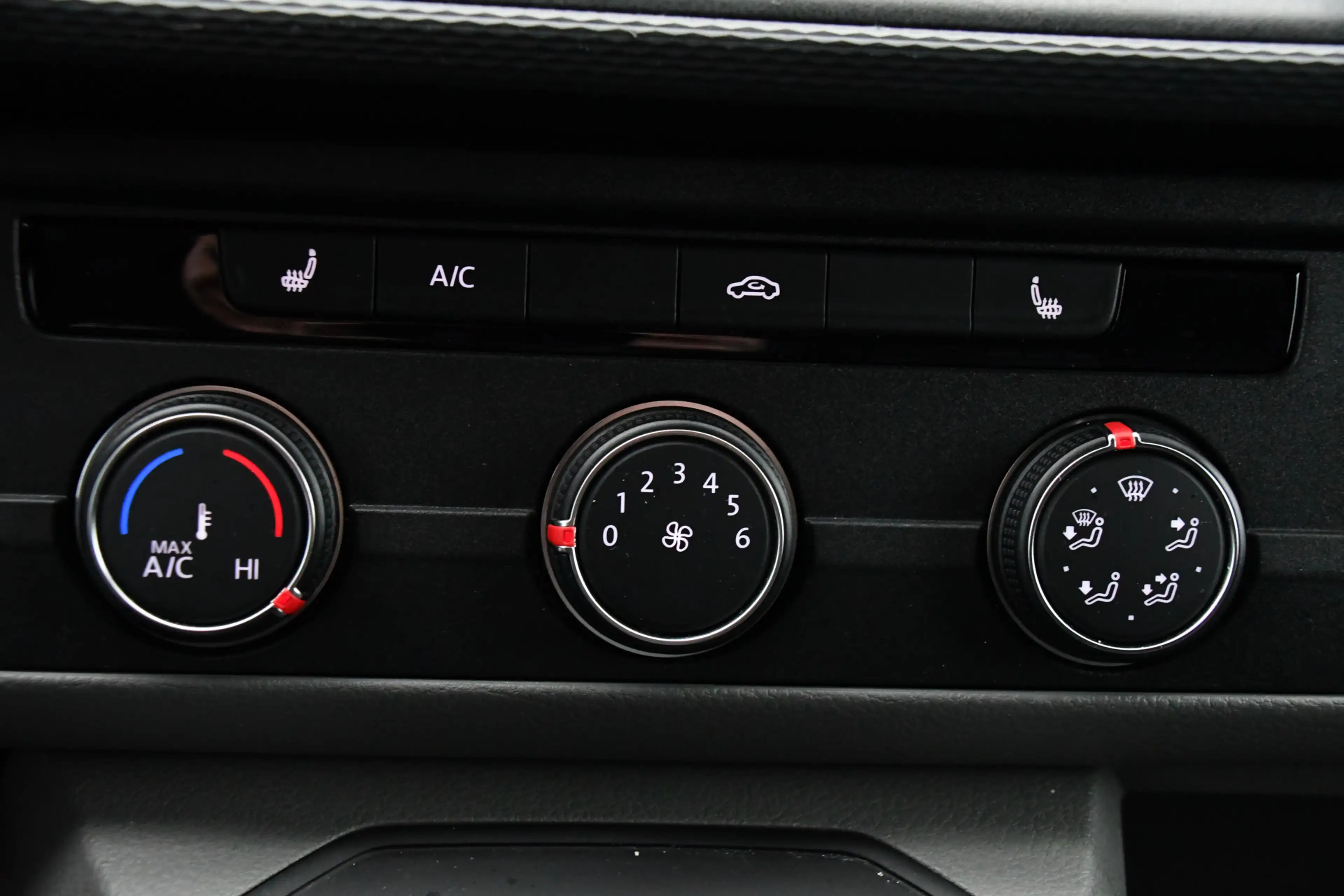 Volkswagen Transporter 2.0 TDI L2H1 30 PB Edition Highline Adaptieve Crui — photo 22