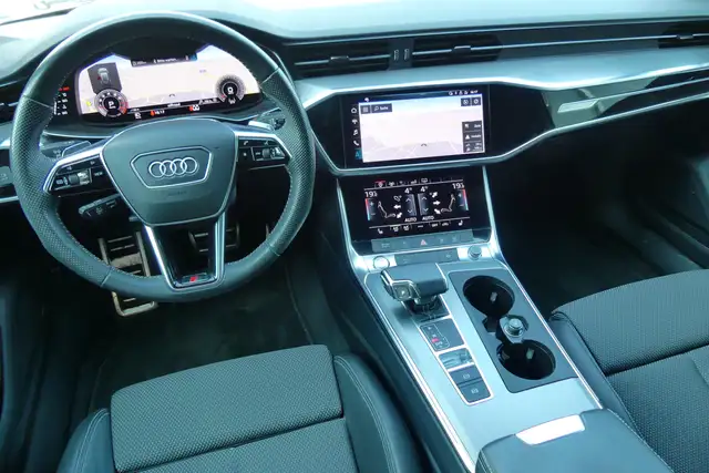 Audi A6 Avant view 12