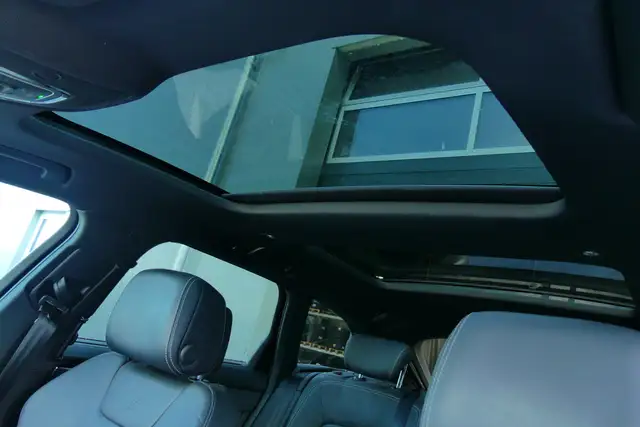 Audi A6 Avant view 11