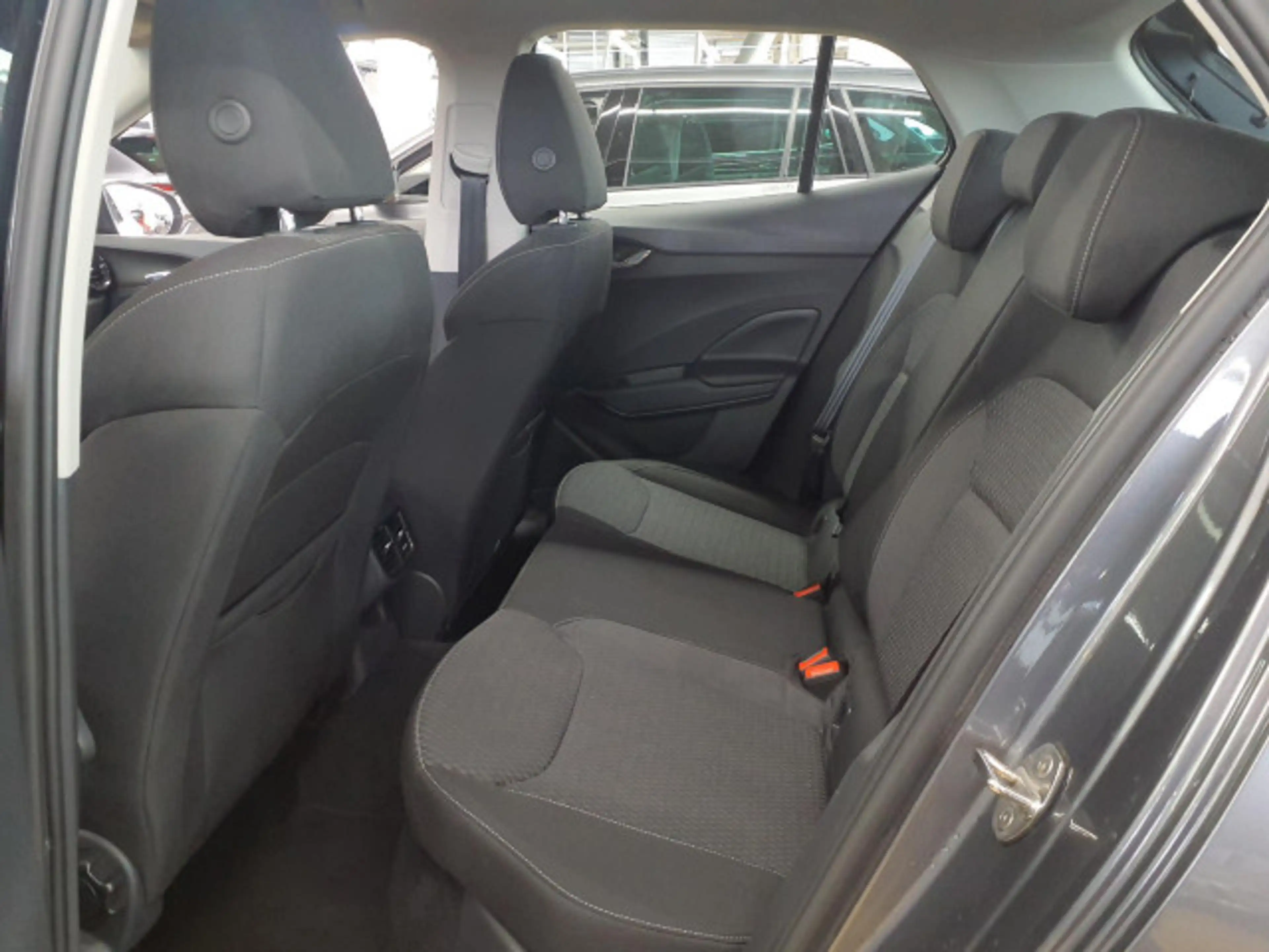 Skoda Fabia 1.5 TSI Selection LED PDC Sitzhiezung — photo 9