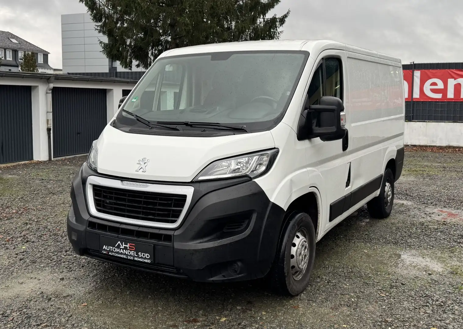 Peugeot Boxer 330 L1H1 Premium BlueHDi 120 Blanc - 1