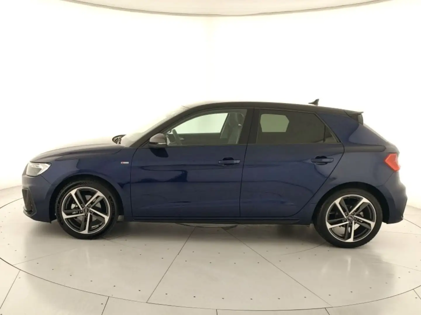 Audi A1 SPB 30TFSI S-Line Identity Black 116cv Bleu - 2