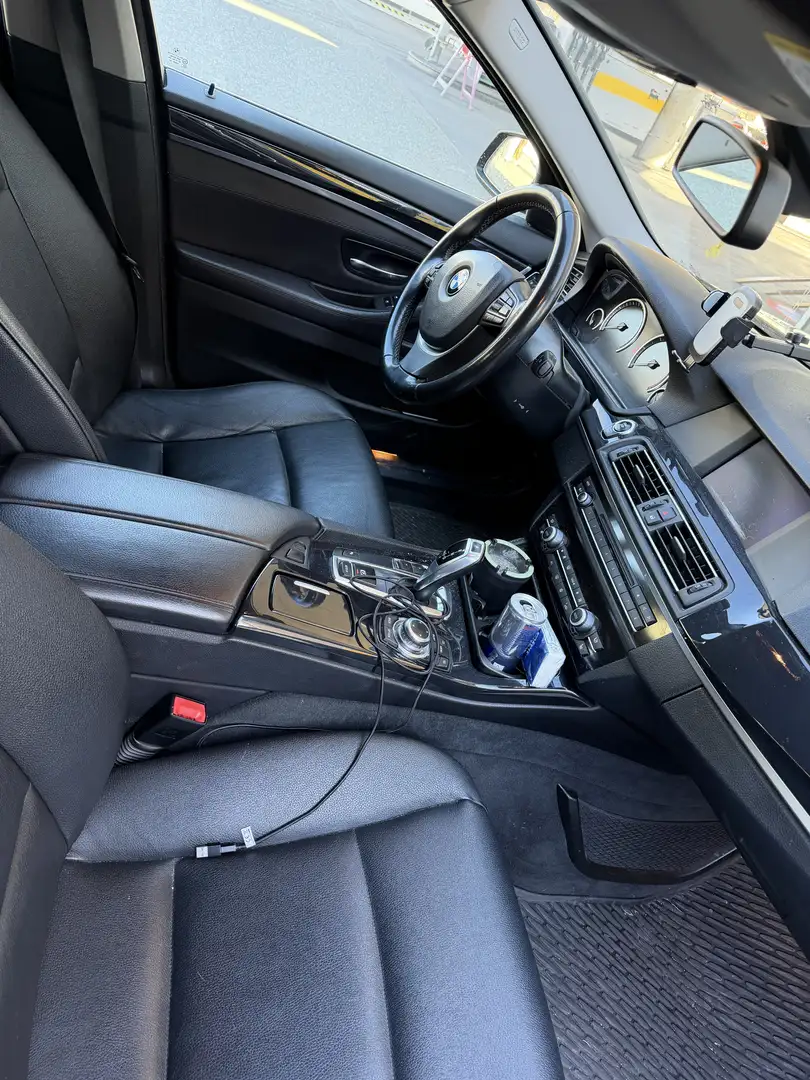 BMW 520 520d Touring Österreich-Paket Aut. - 2