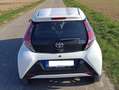 Toyota Aygo Aygo x-clusiv Weiß - thumbnail 2