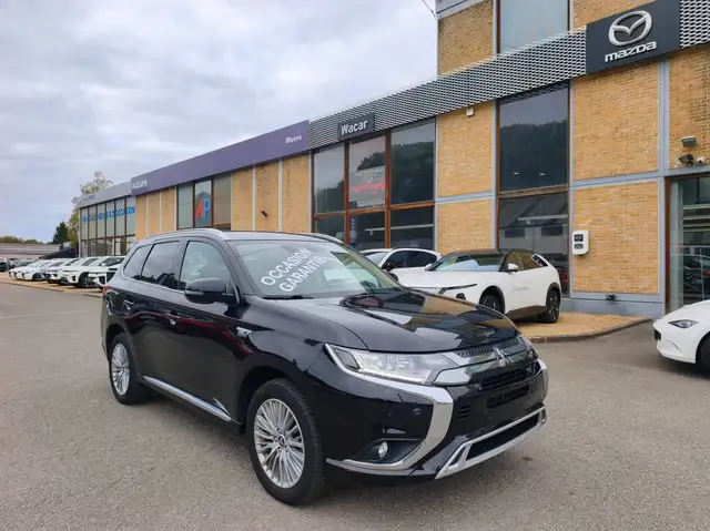 Mitsubishi Outlander PHEV 2.4 4WD *** GARANTIE *** entretien offert !