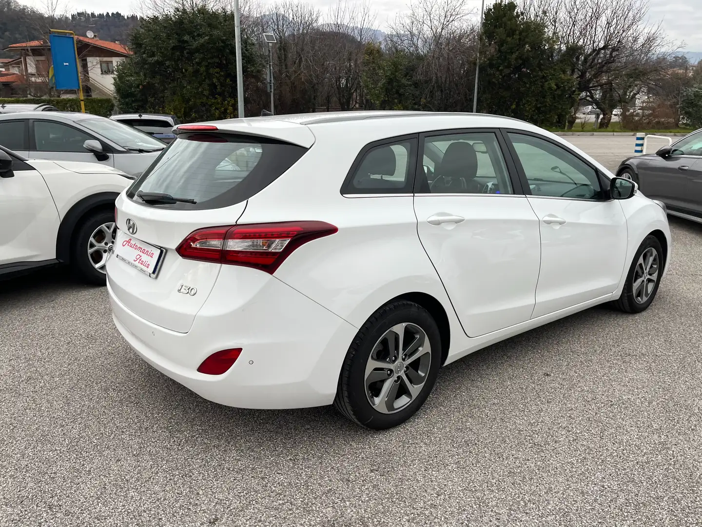 Hyundai i30 i30 SW  COMFORT 1.6 crdi 110cv Bianco - 2
