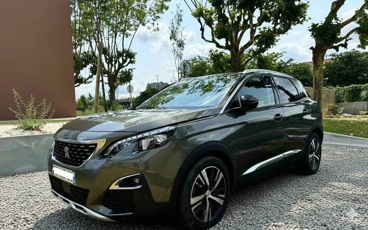 Peugeot 3008 1.2 Puretech 130ch S\u0026S EAT6 GT Line