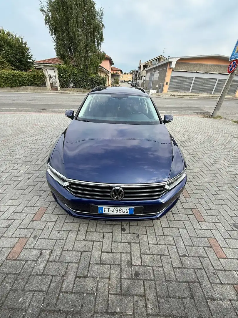 Volkswagen Passat Blu/Azzurro - 1