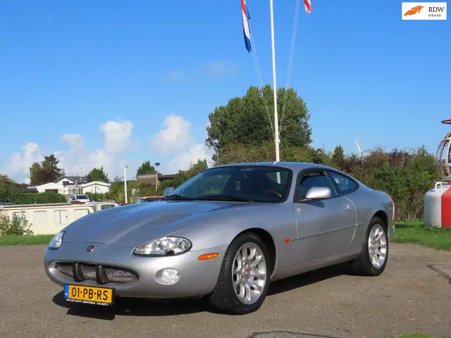 Jaguar XKR 4.0 V8 Coupé *KETTING VERVANGEN ! *NETTE AUTO !