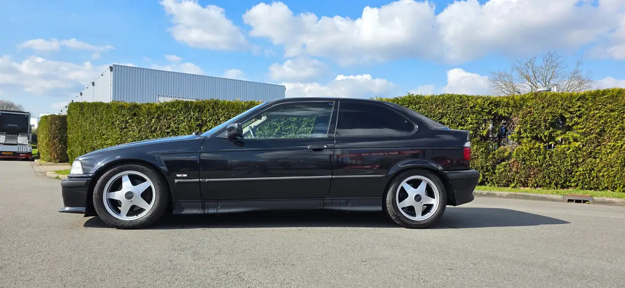BMW 316i Compact, foto 2