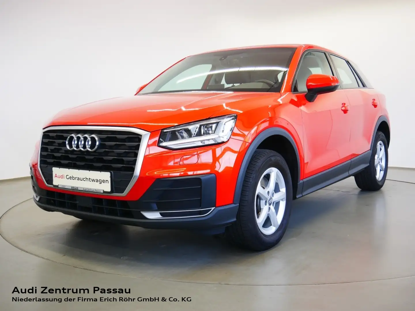 Audi Q2 1.6 TDI LED NAVI PDC GRA SHZ Portocaliu - 1
